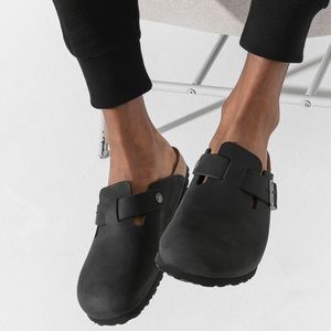 Oiled Birkenstock “Boston” in Black